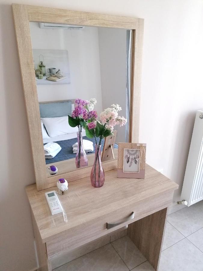 Myrsini'S Sea View Apartment Néa Péramos Zewnętrze zdjęcie