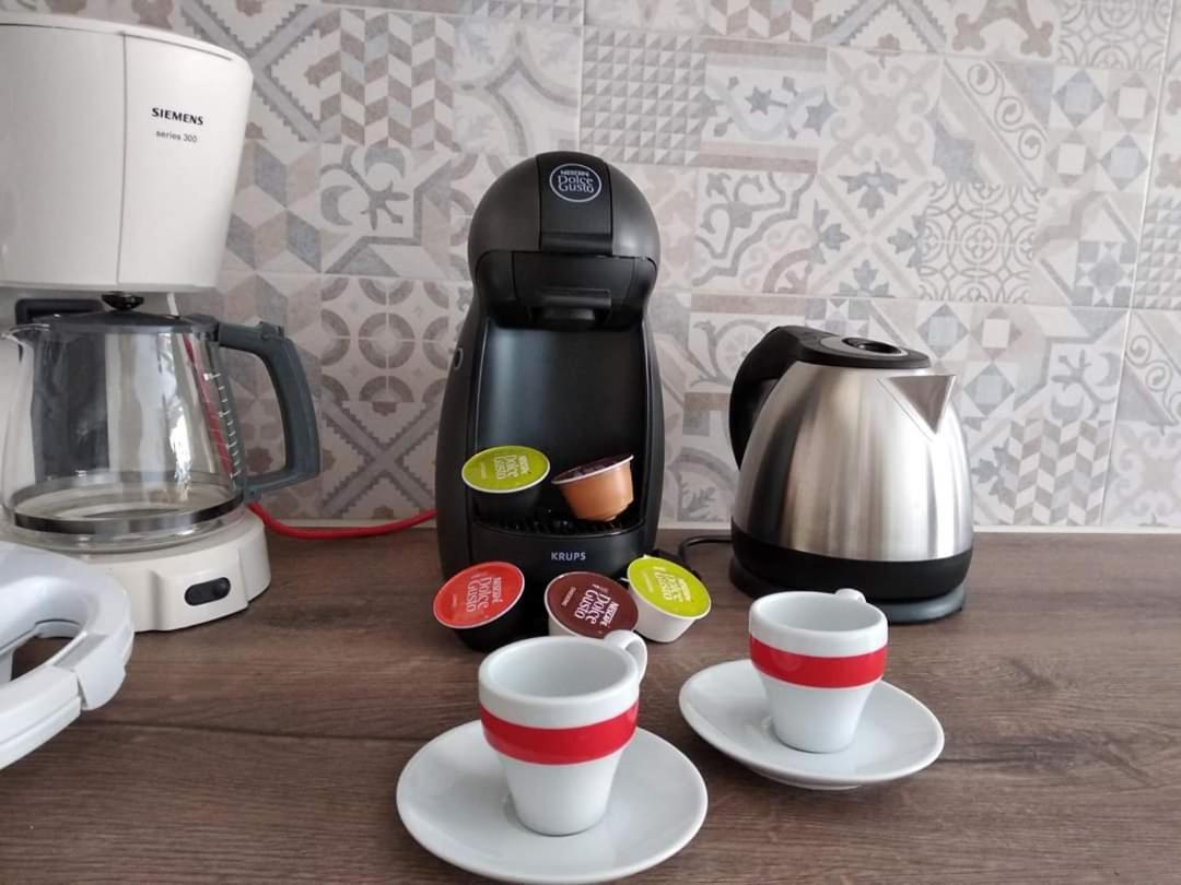 Myrsini'S Sea View Apartment Néa Péramos Zewnętrze zdjęcie