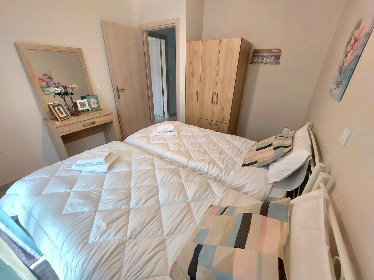 Myrsini'S Sea View Apartment Néa Péramos Zewnętrze zdjęcie